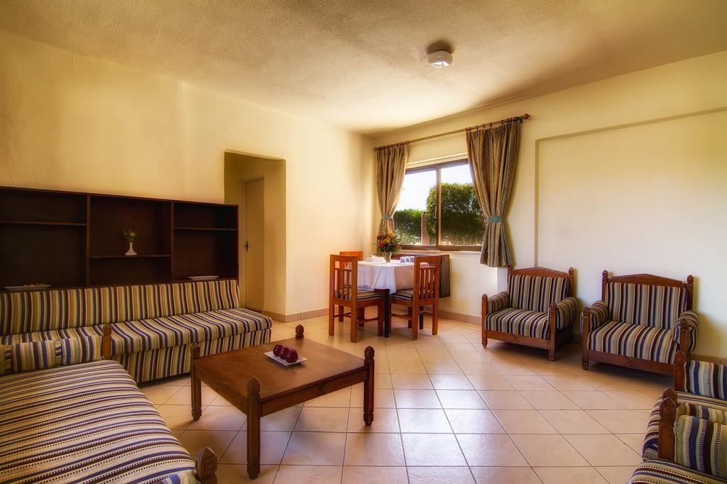 Balina Paradise Abu Soma Resort
