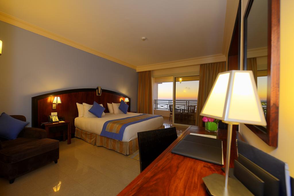 Stella Di Mare Beach Hotel & Spa