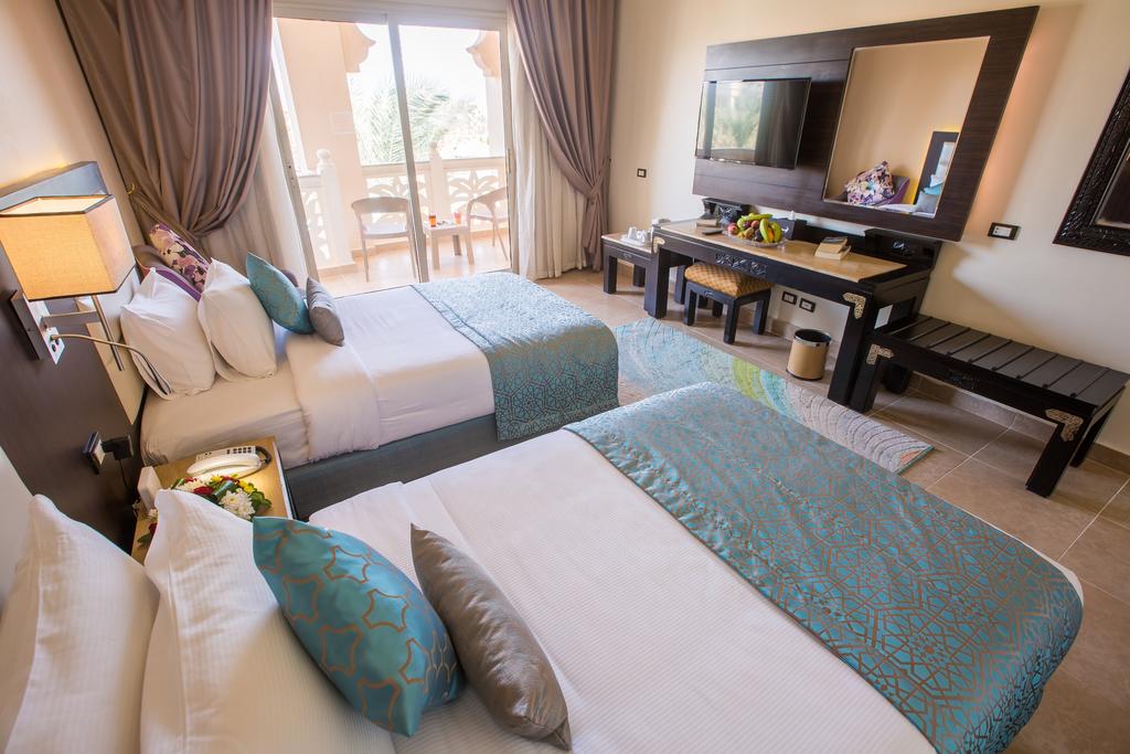 Albatros Palace Resort (Families and Couples Only)