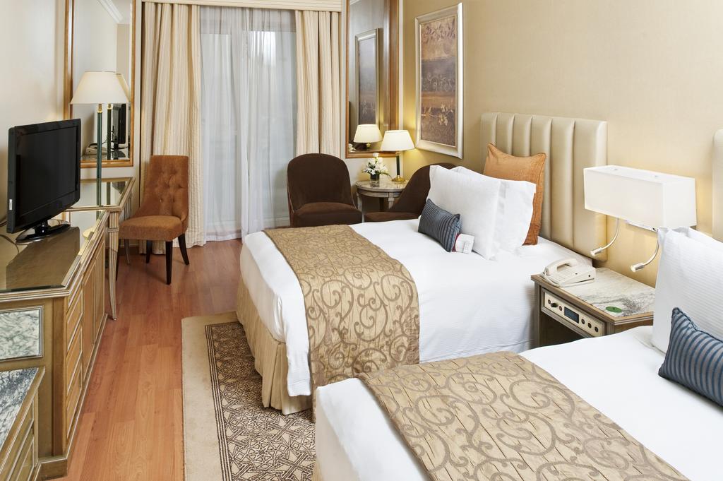 Crowne Plaza Dubai