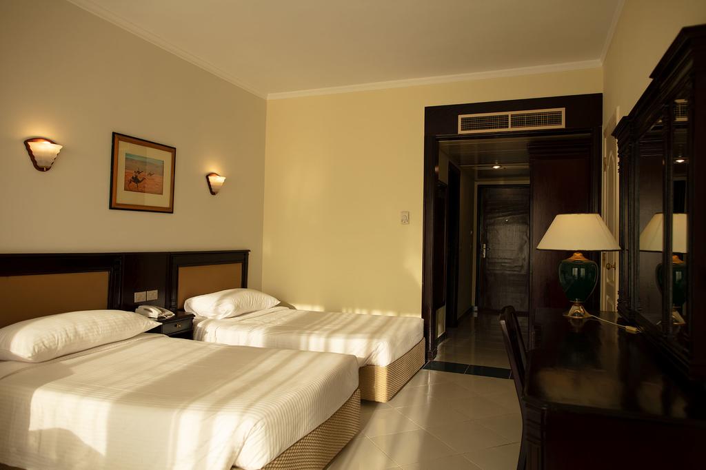 Grand Oasis Resort