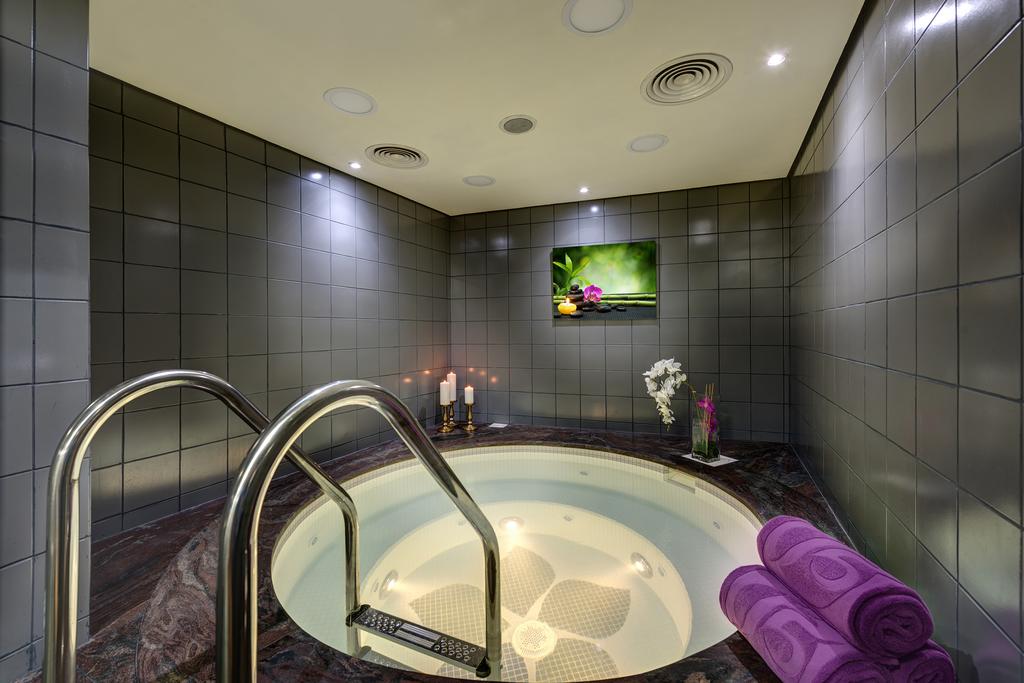 J5 Hotels - Port Saeed