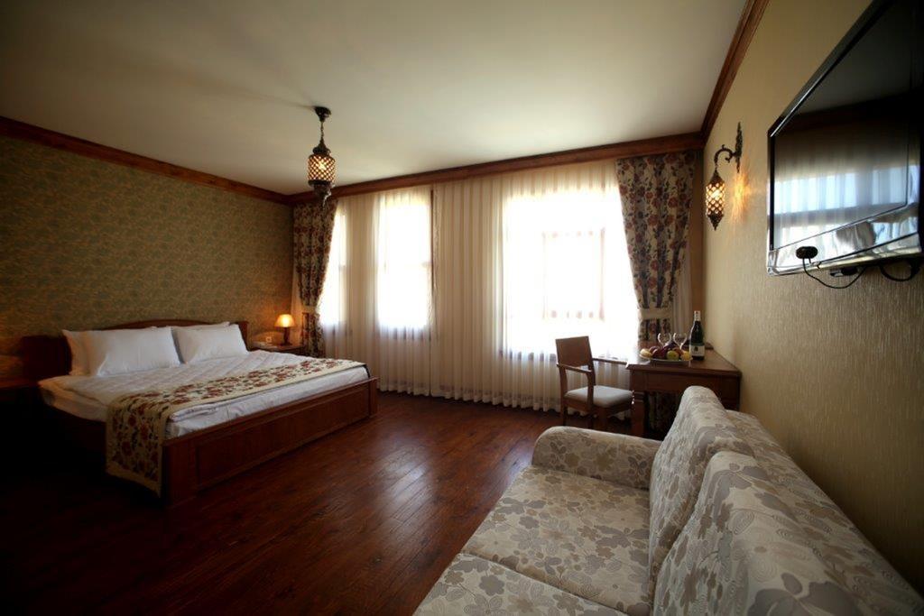 Lalinn Hotel