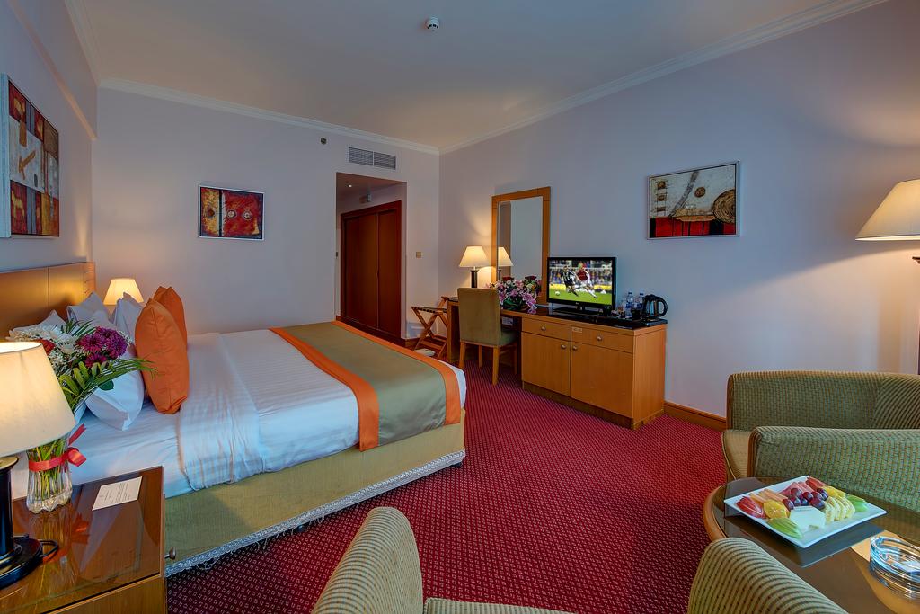 Metropolitan Deira Hotel