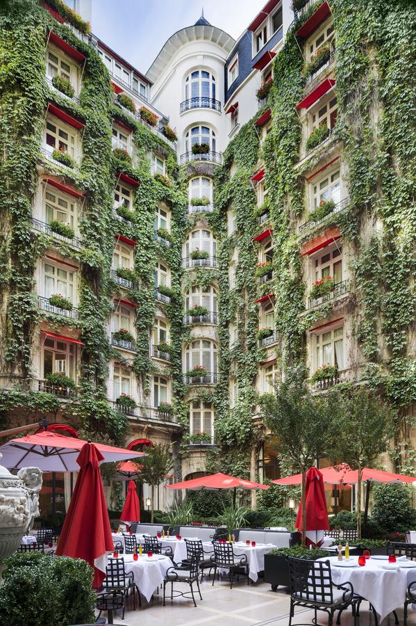 Hotel Plaza Athénée