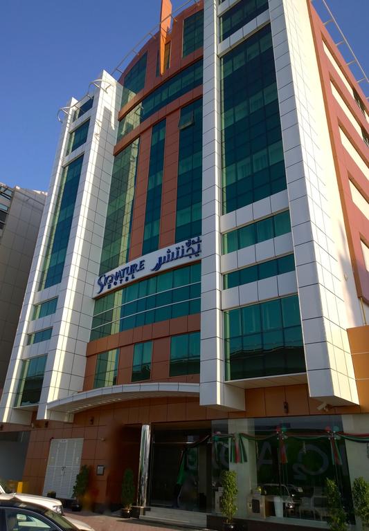 Signature Hotel