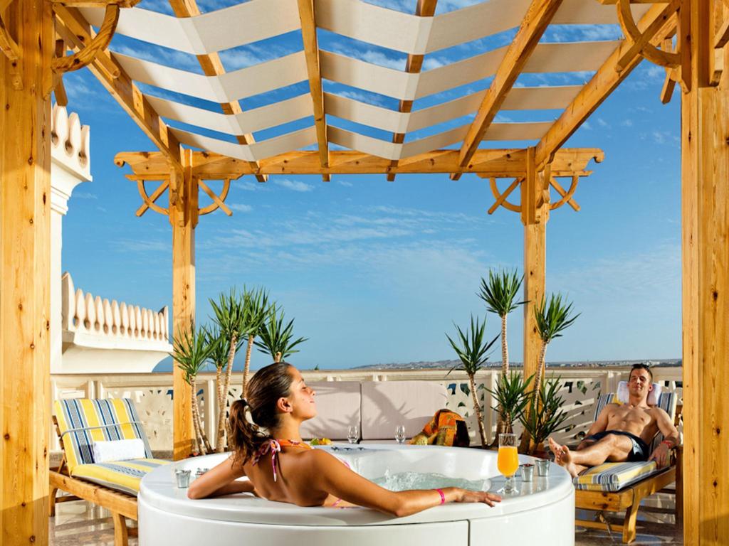 Albatros Palace Resort (Families and Couples Only)