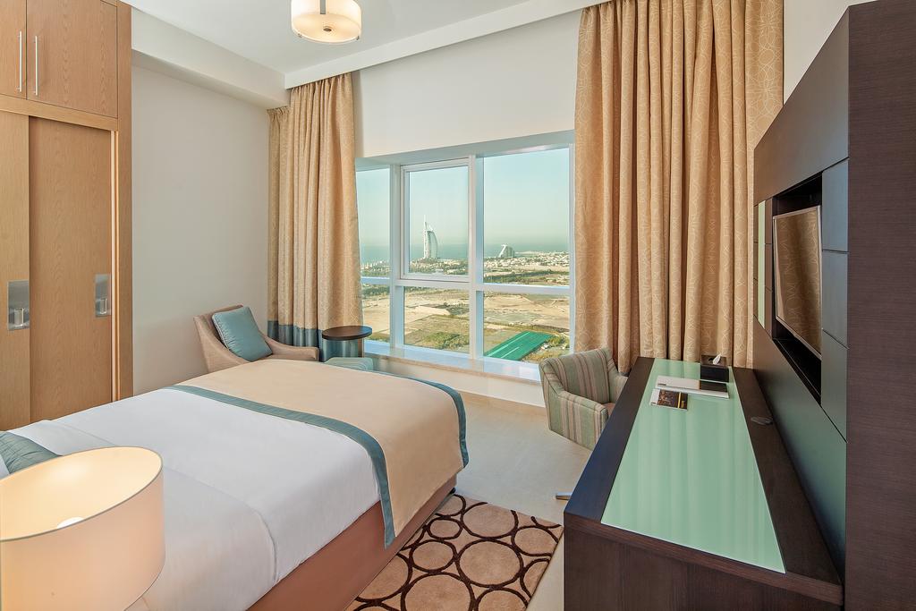 DoubleTree by Hilton Hotel and Residences Dubai Al Barsha