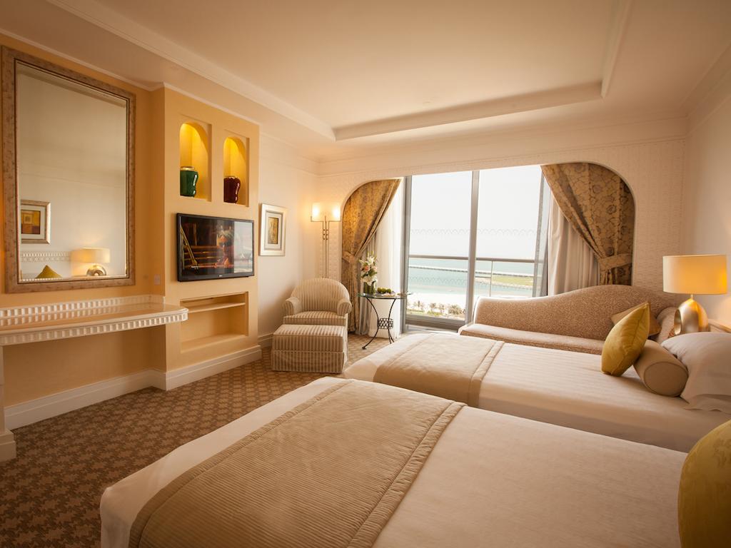 Habtoor Grand Resort, Autograph Collection