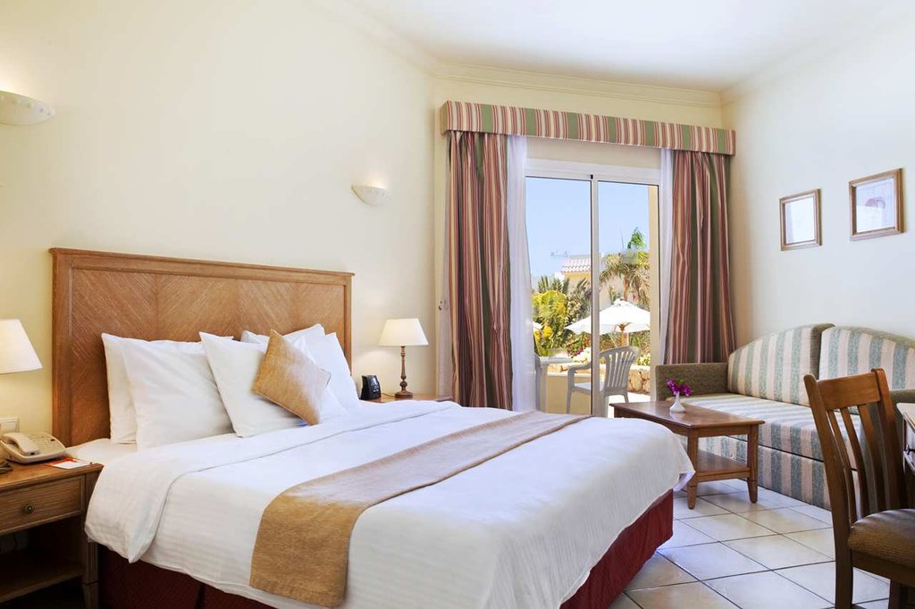 Hilton Sharks Bay Resort
