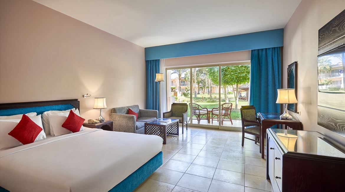 Parrotel Beach Resort