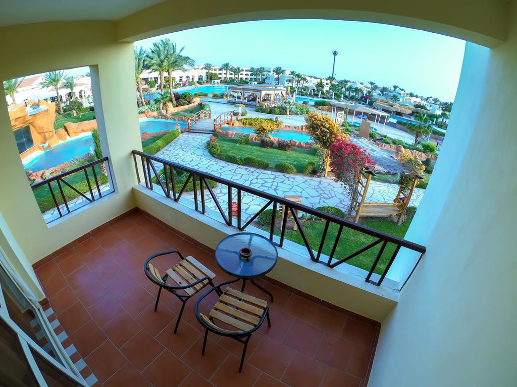 Regency Plaza Aqua Park & Spa Resort