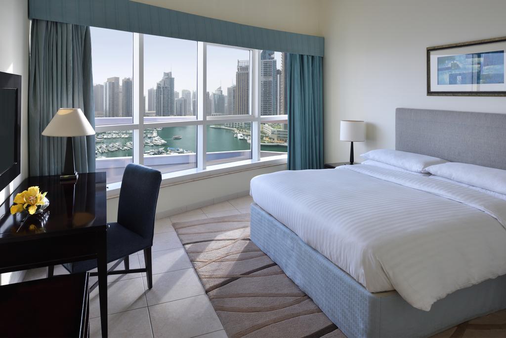 Dubai Marriott Harbour Hotel & Suites