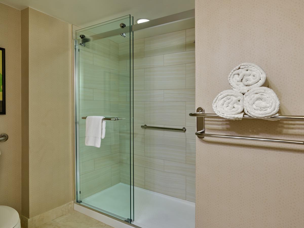 Hilton Los Angeles North/Glendale & Executive Meeting Center