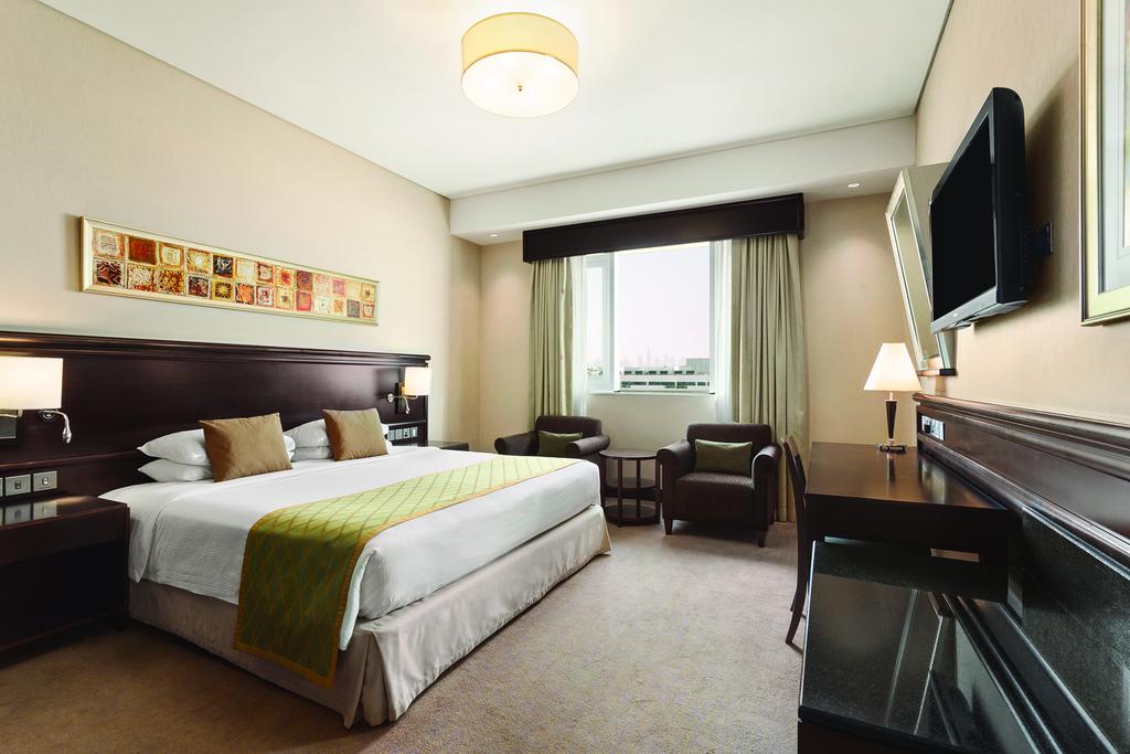 Ramada Jumeirah Hotel
