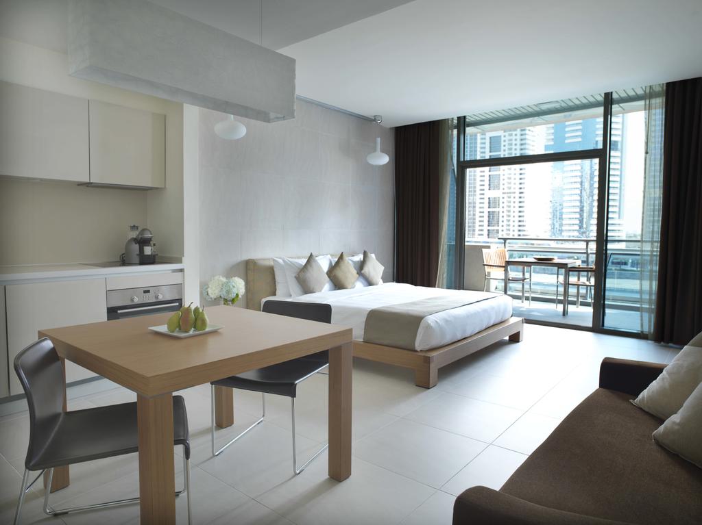 The Radisson Blu Residence, Dubai Marina