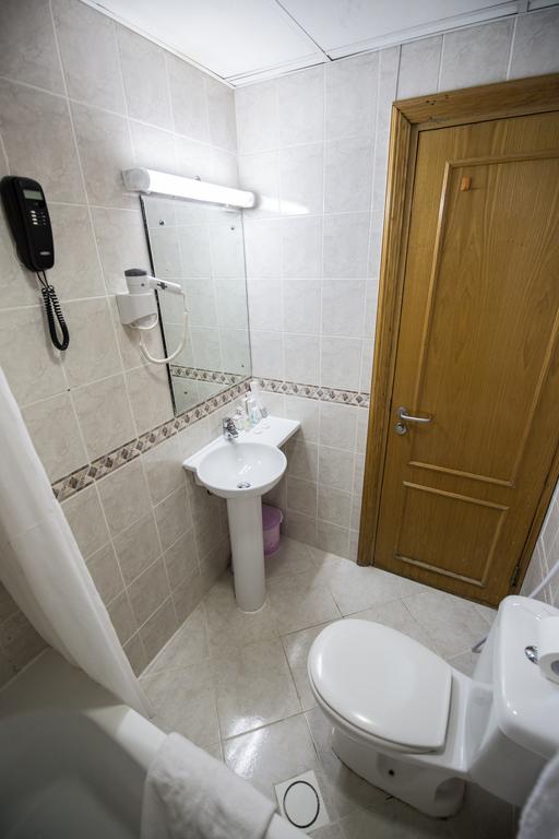 London Creek Hotel Apartments