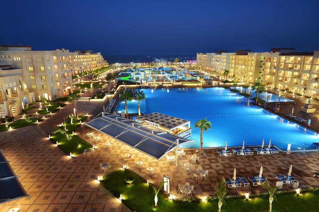Albatros White Beach (Families and Couples Only)