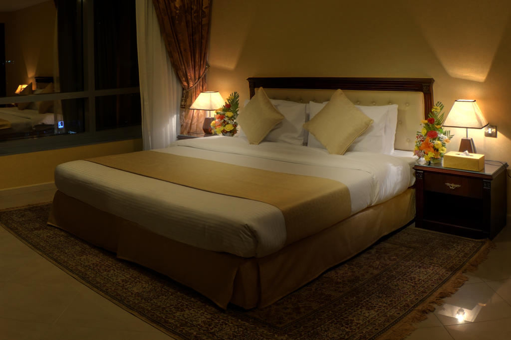 Deira Suites