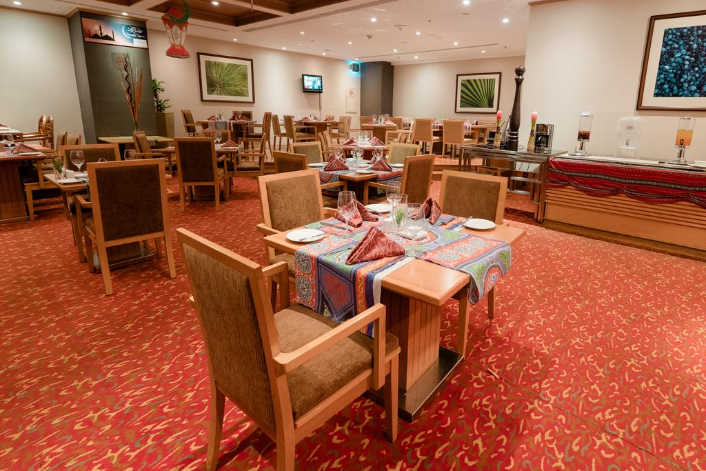 Golden Tulip Al Barsha Hotel