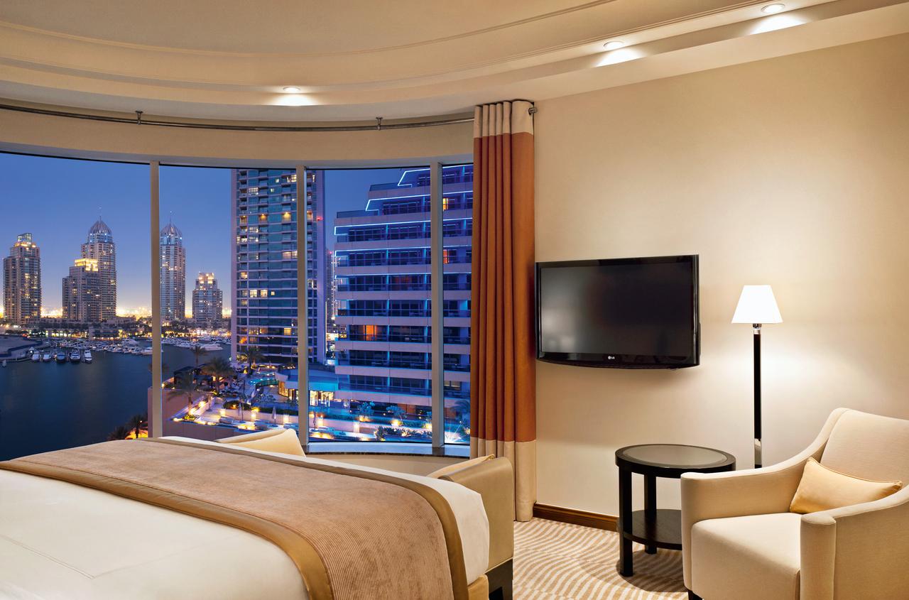 Grosvenor House Hotel and Apartments