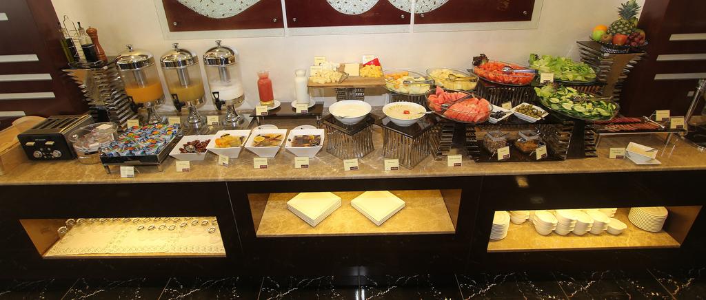 Ivory Grand Hotel Apartments