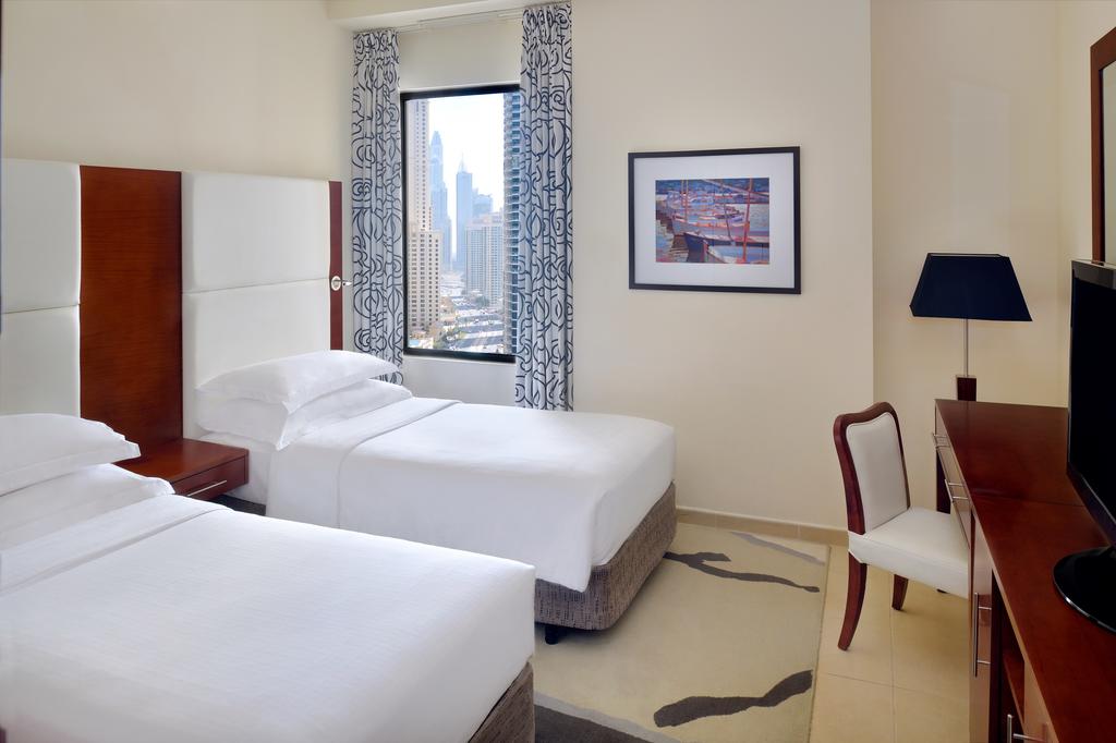 Ramada Plaza Jumeirah Beach