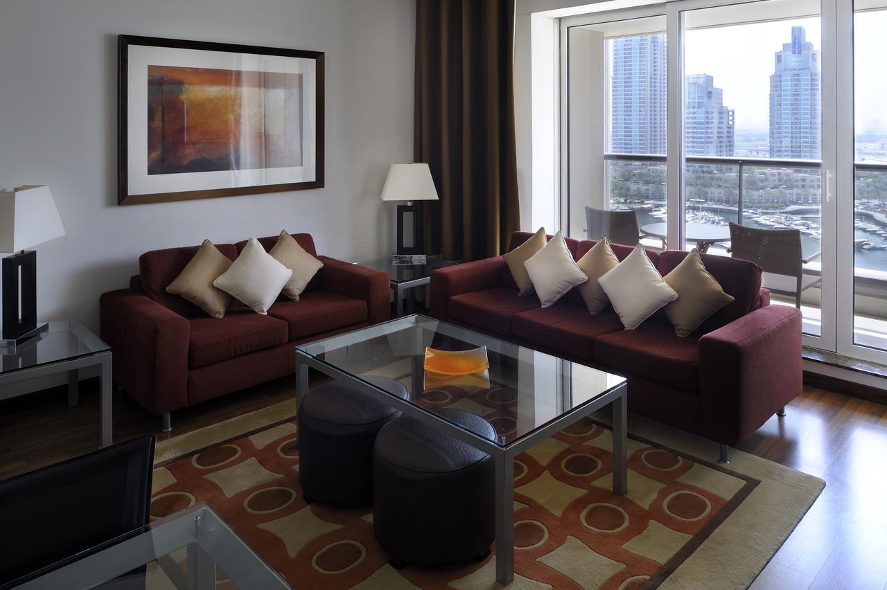 Grosvenor House Hotel and Apartments