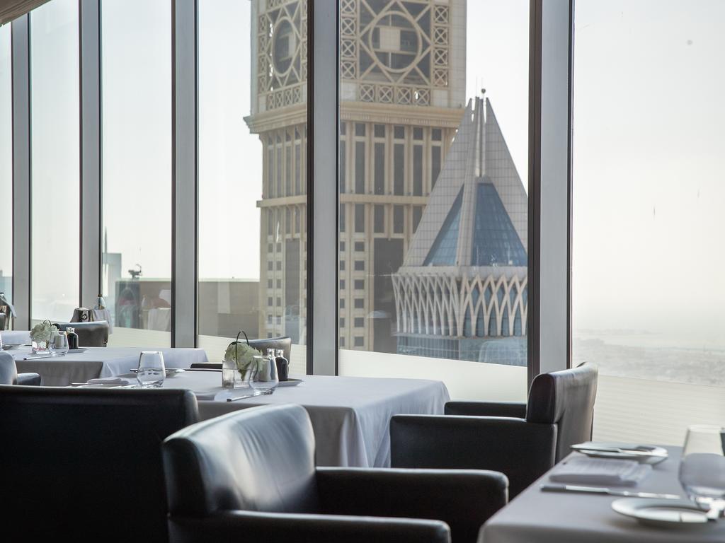 Jumeirah Emirates Towers Hotel