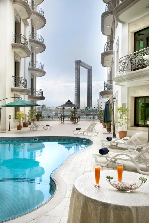 Al Waleed Palace Hotel Apartments