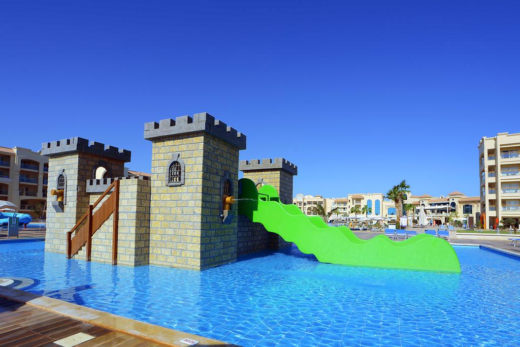 Albatros White Beach (Families and Couples Only)