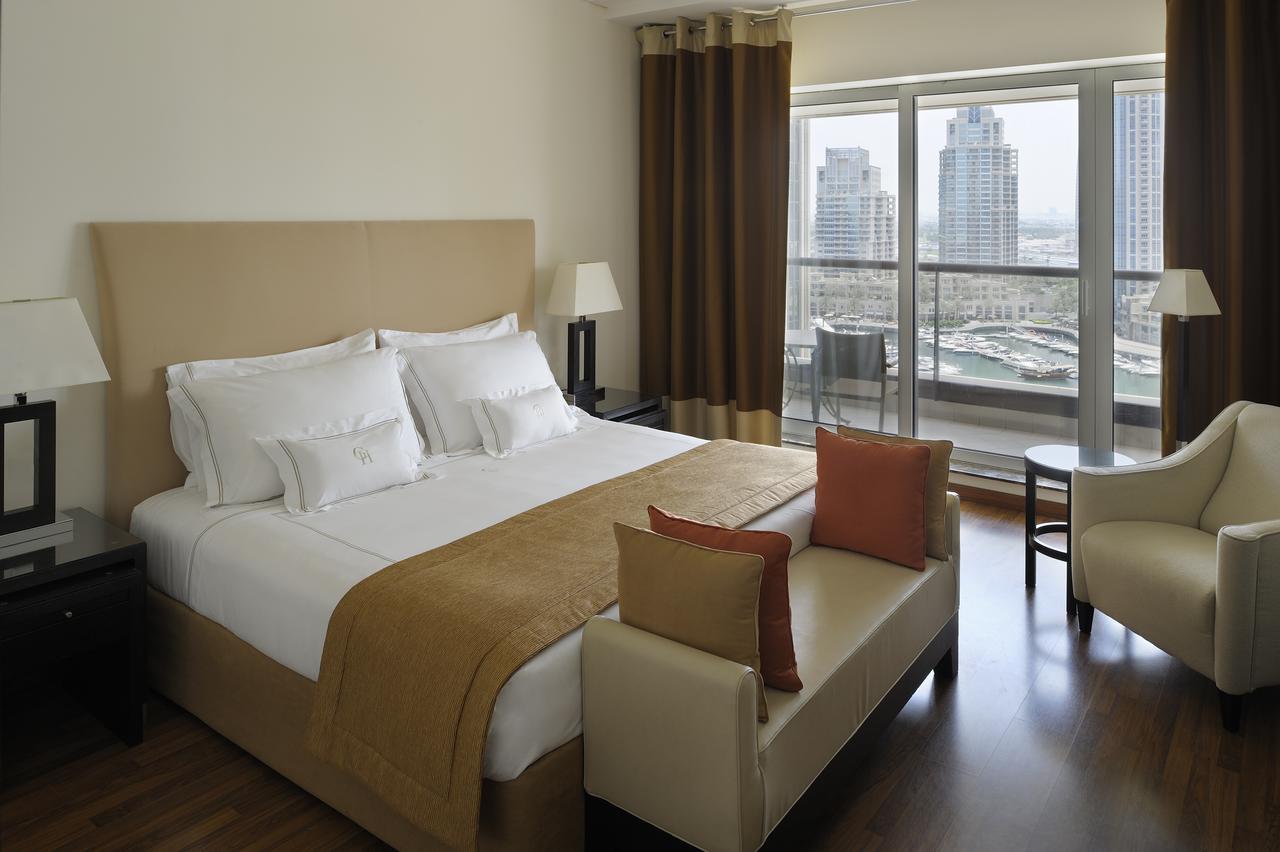 Grosvenor House Hotel and Apartments