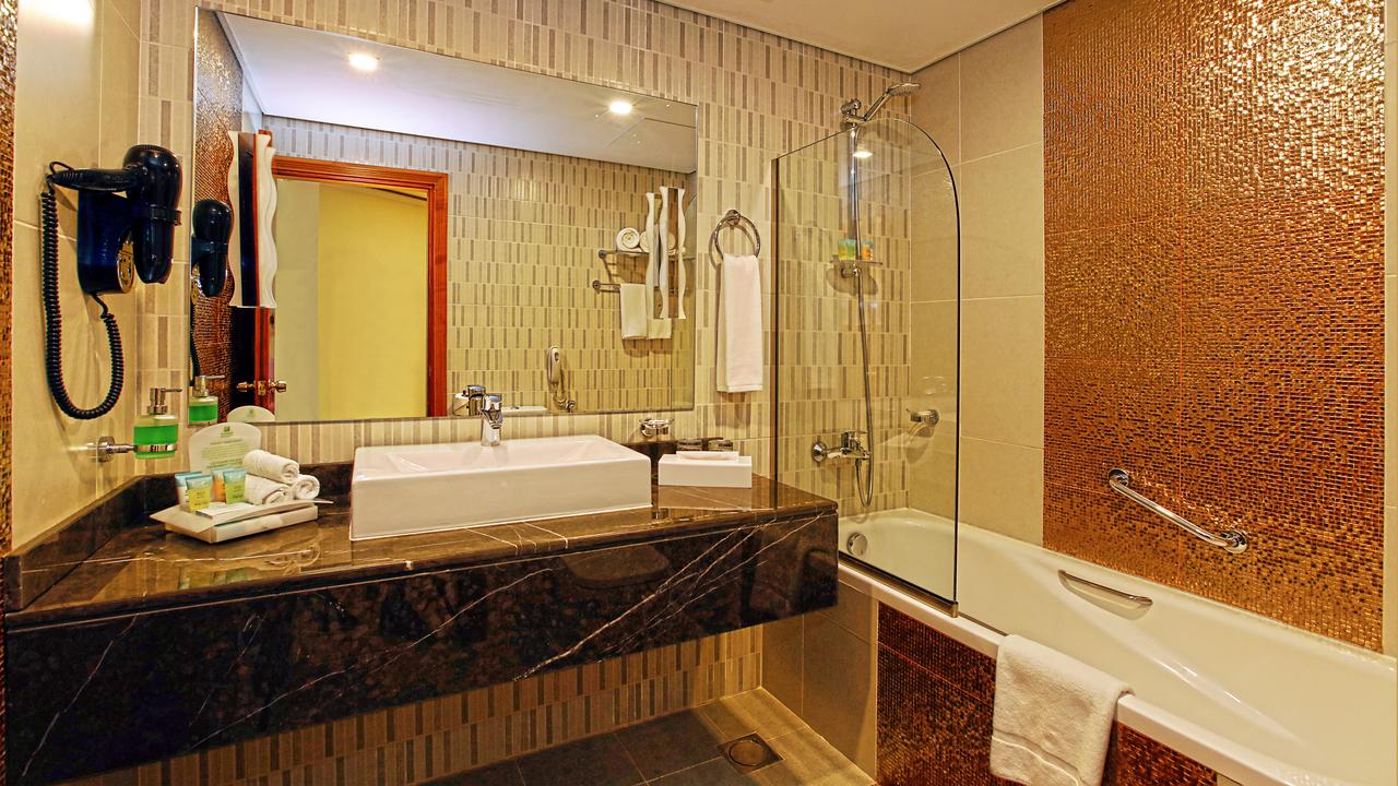 Holiday Inn Dubai - Downtown Dubai