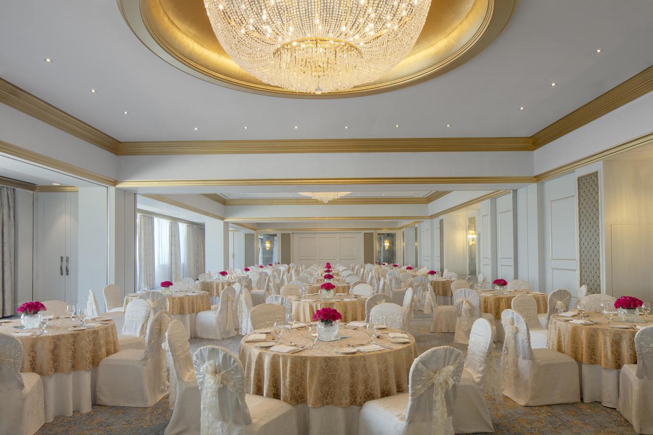 Radisson Blu Hotel, Dubai Deira Creek
