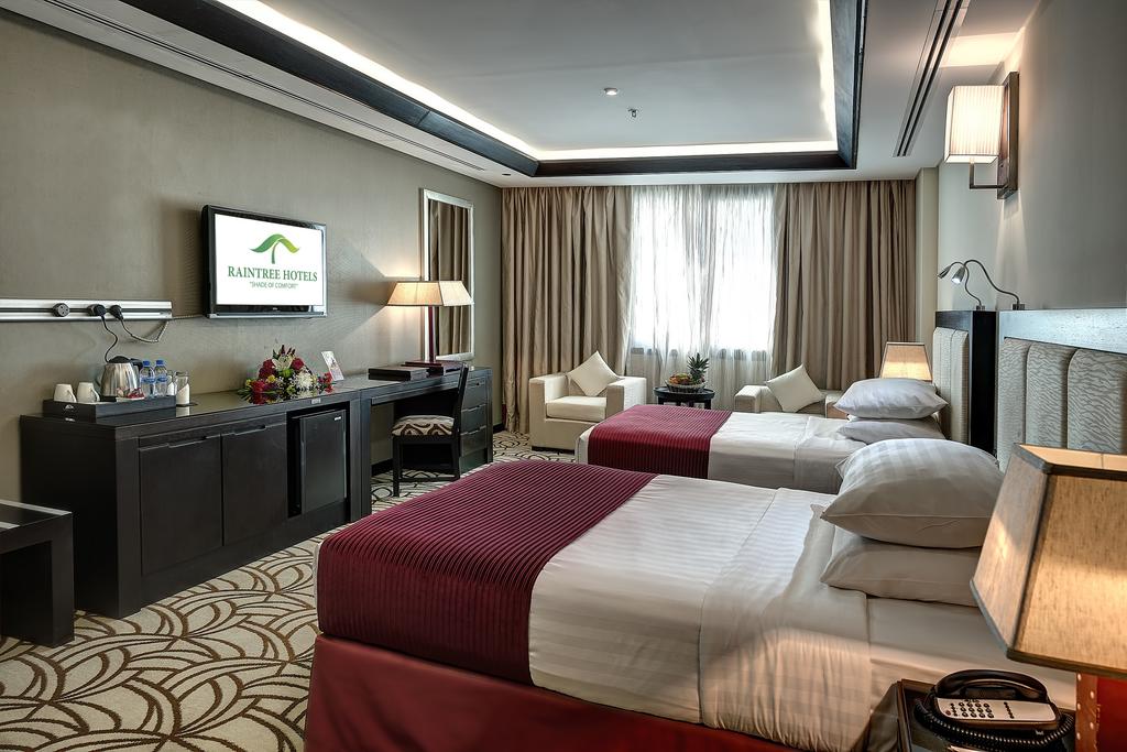 Raintree Rolla Hotel