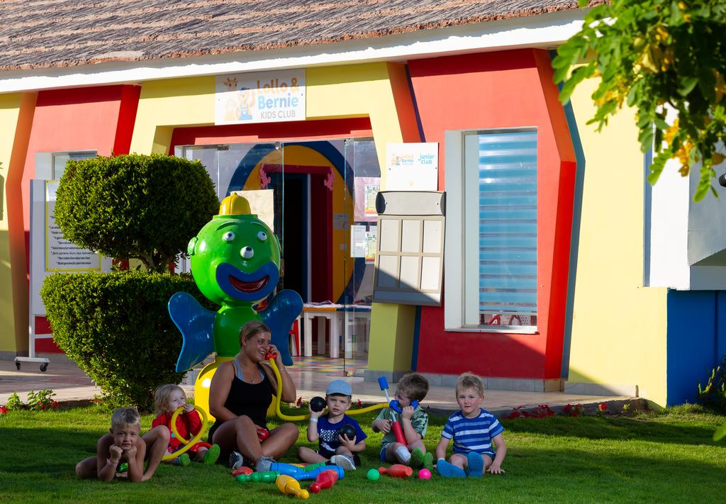 Aqua Blu Resort (Families and Couples Only)