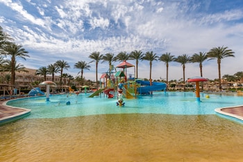 Beach Albatros Resort