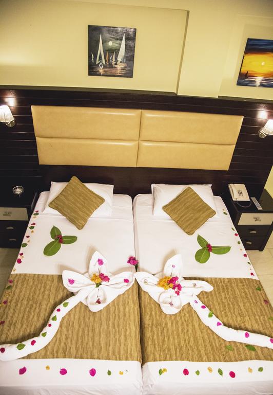 Cataract Layalina Resort