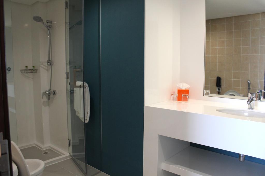 Ramada Hotel and Suites by Wyndham Dubai JBR