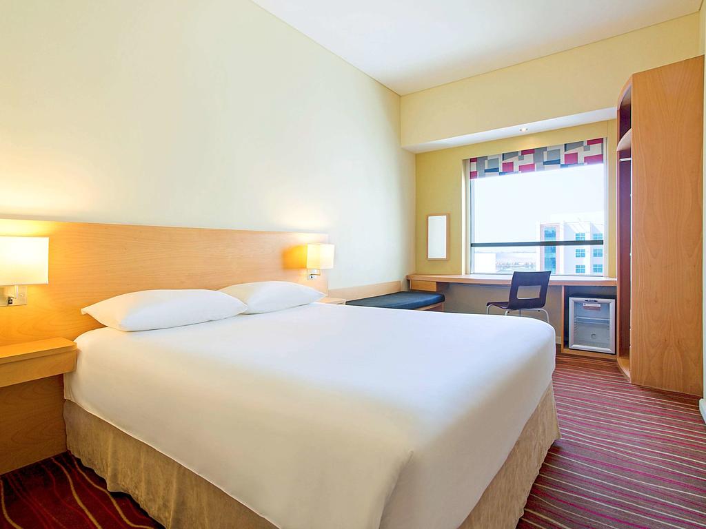 Hotel ibis Dubai Mall of the Emirates