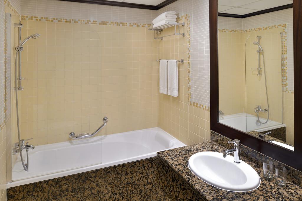 Ramada Plaza Jumeirah Beach