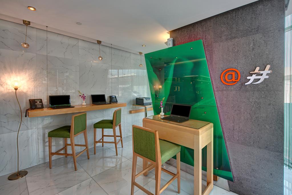 Al Khoory Executive Hotel, Al Wasl