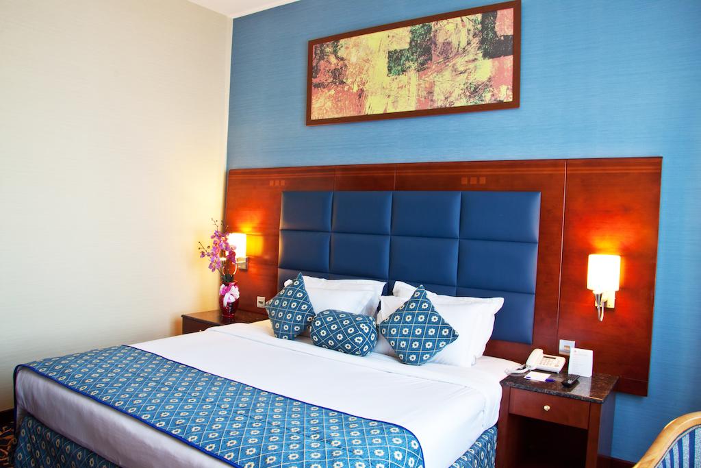 Ramee Rose Hotel