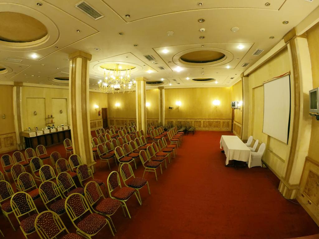 Regency Plaza Aqua Park & Spa Resort