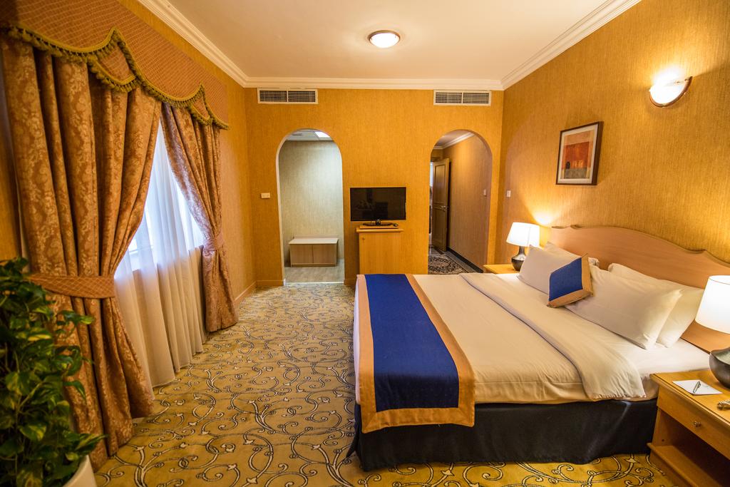 London Creek Hotel Apartments