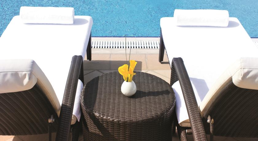 Avani Deira Dubai Hotel