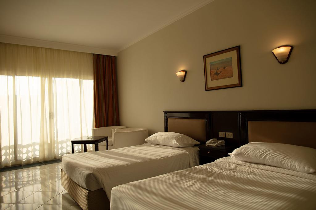 Grand Oasis Resort