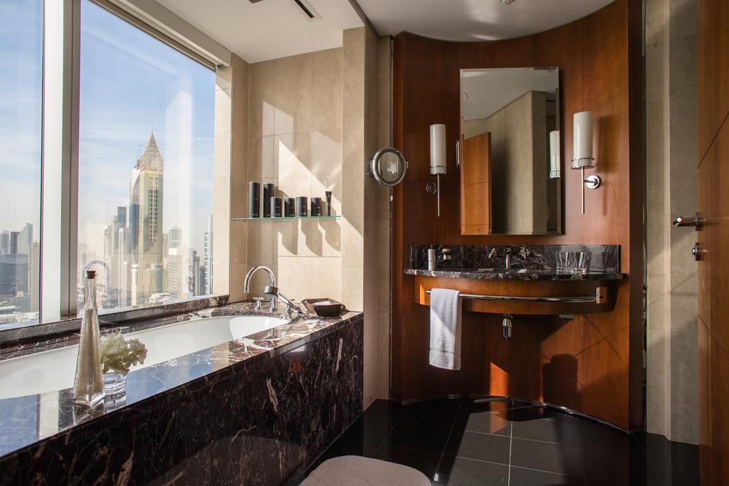 Jumeirah Emirates Towers Hotel