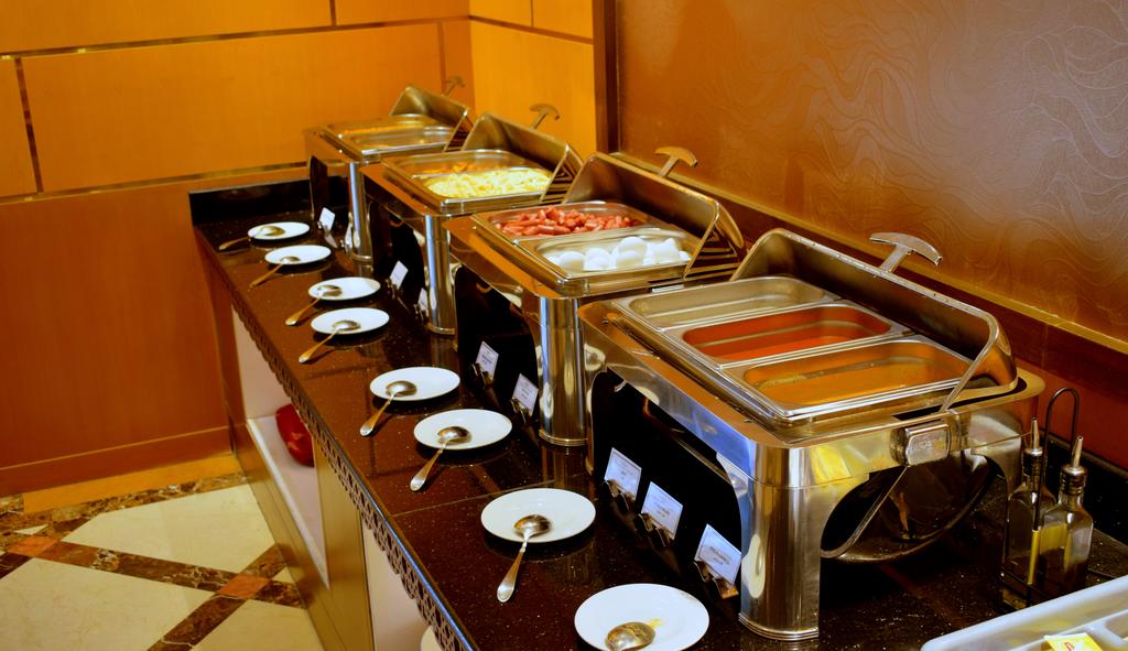 Emirates Stars Hotel Apartments