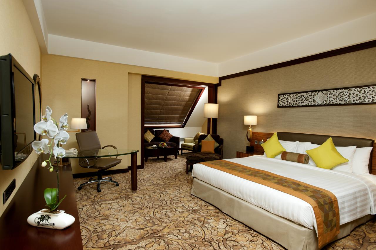 Dusit Thani Hotel